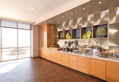 Springhill By Marriott Downtown/convention Center Otel 3*